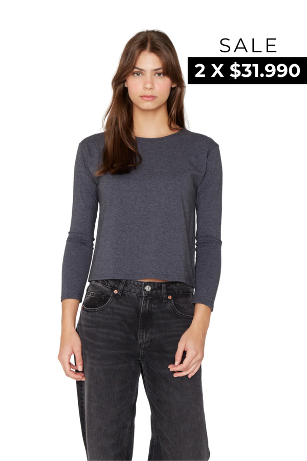 Polera Bianca gris oscura